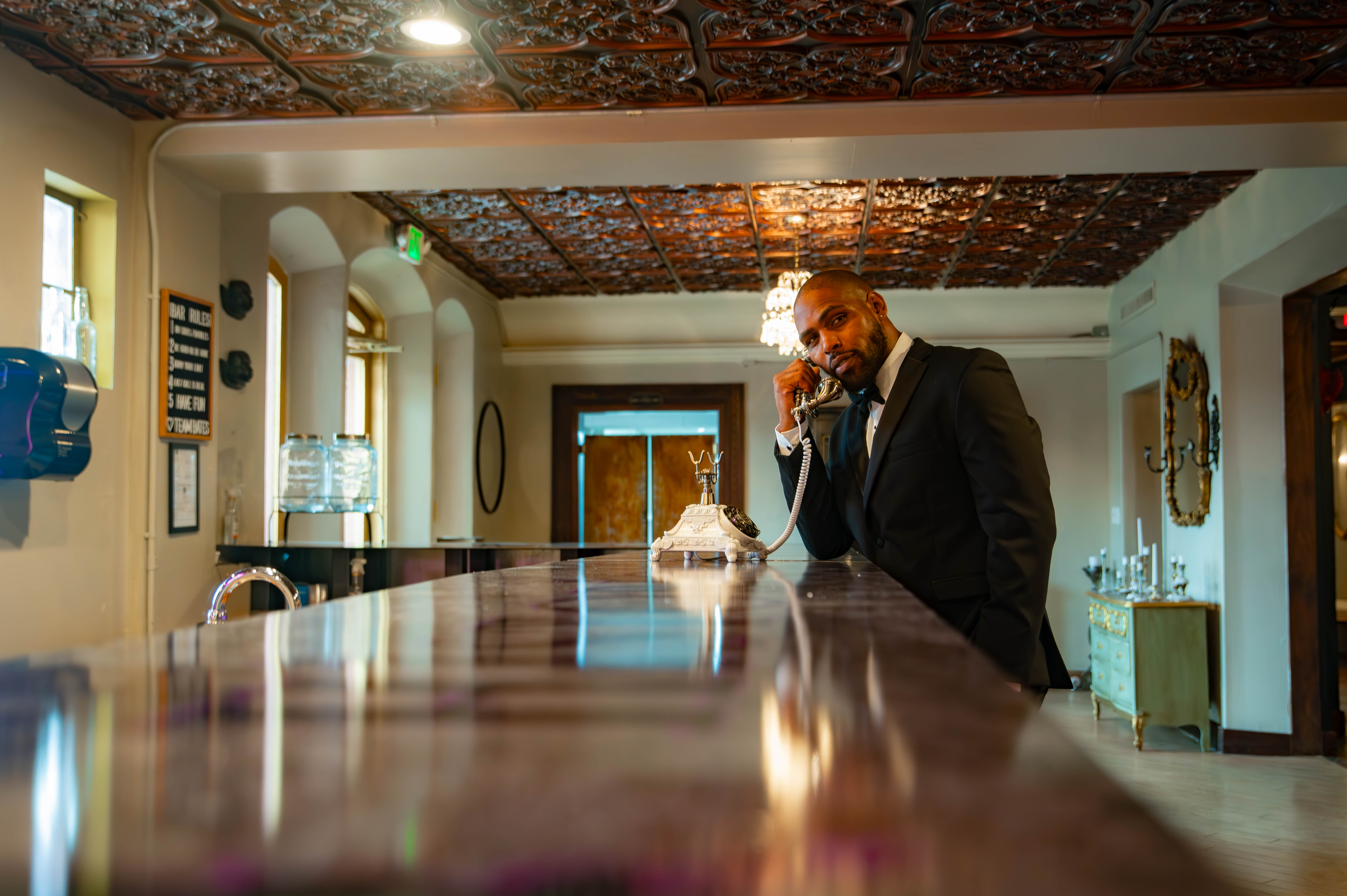 Bates Mansion &mdash; formal editorial